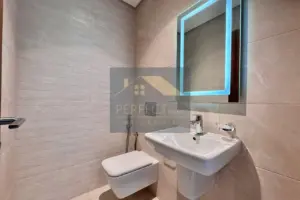 Luxury Canal View Apartments for Sale with 7-Year Payment Plan and High ROI – Freehold Opportunity