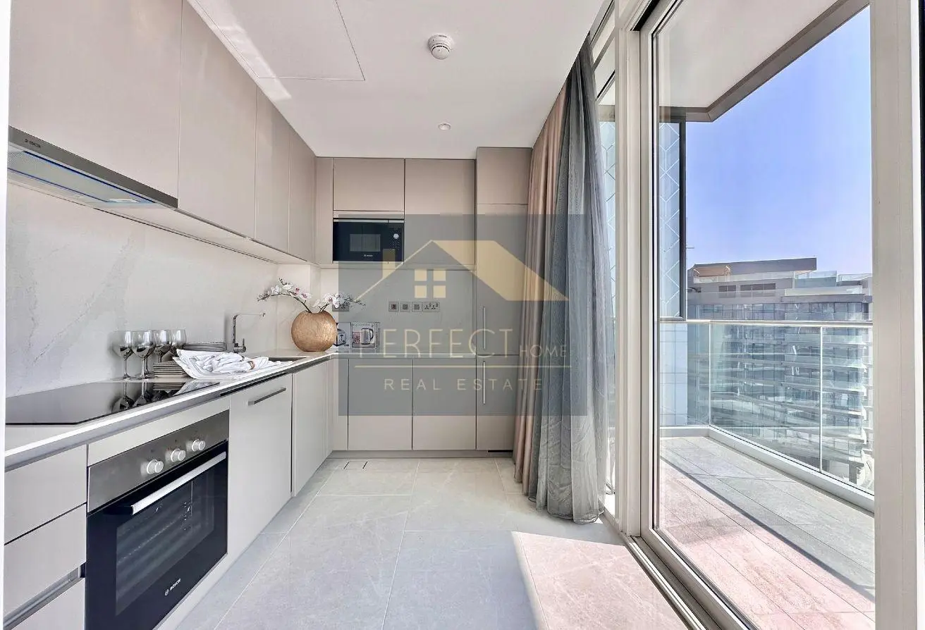 Luxury Canal View Apartments for Sale with 7-Year Payment Plan and High ROI – Freehold Opportunity
