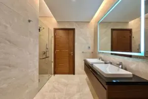 Luxury Canal View Apartments for Sale with 7-Year Payment Plan and High ROI – Freehold Opportunity
