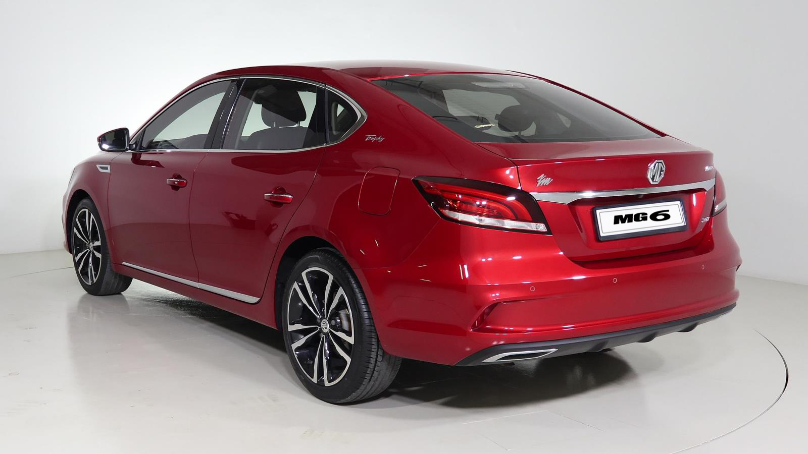 MG6 1.5T LUX