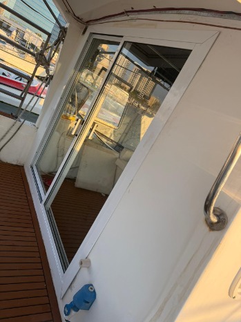 2012 35-Foot Boat for Sale – Excellent Condition, Fully Equipped and Ready to Sail