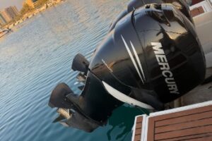 2012 35-Foot Boat for Sale – Excellent Condition, Fully Equipped and Ready to Sail