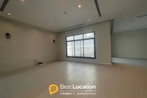 Luxurious Saar Villas for Sale: Featuring Laundry, Elevator, Dressing Area, and Garden Amenities