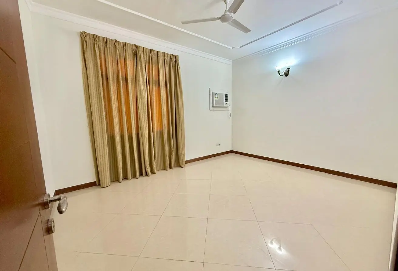 Modern 2-Bedroom Apartment in Tubli – Prime Location with Amenities!