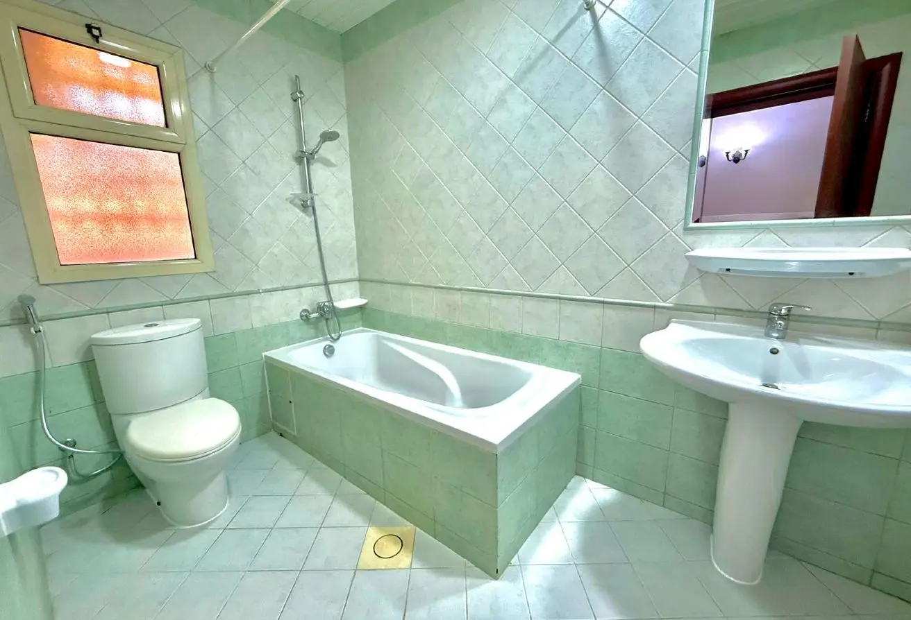 Modern 2-Bedroom Apartment in Tubli – Prime Location with Amenities!