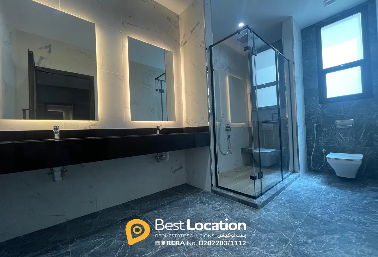 Luxurious Saar Villas for Sale: Featuring Laundry, Elevator, Dressing Area, and Garden Amenities