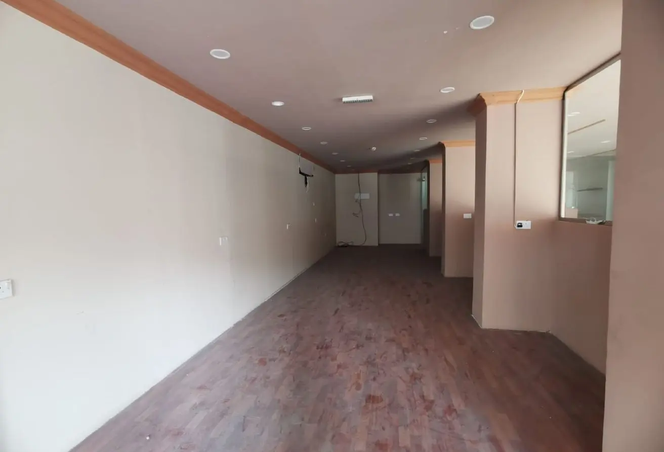 Commercial Shop for Rent – 240 sqm Ideal for Restaurant or Trading Business