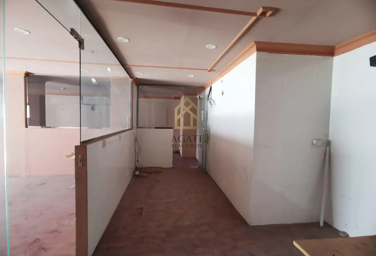 Commercial Shop for Rent – 240 sqm Ideal for Restaurant or Trading Business