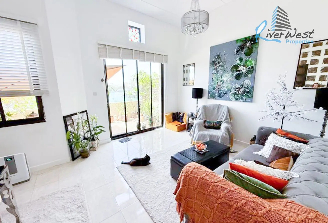 Luxury Freehold Apartments with Private Balconies & Canal Views in Al Marsa Floating City