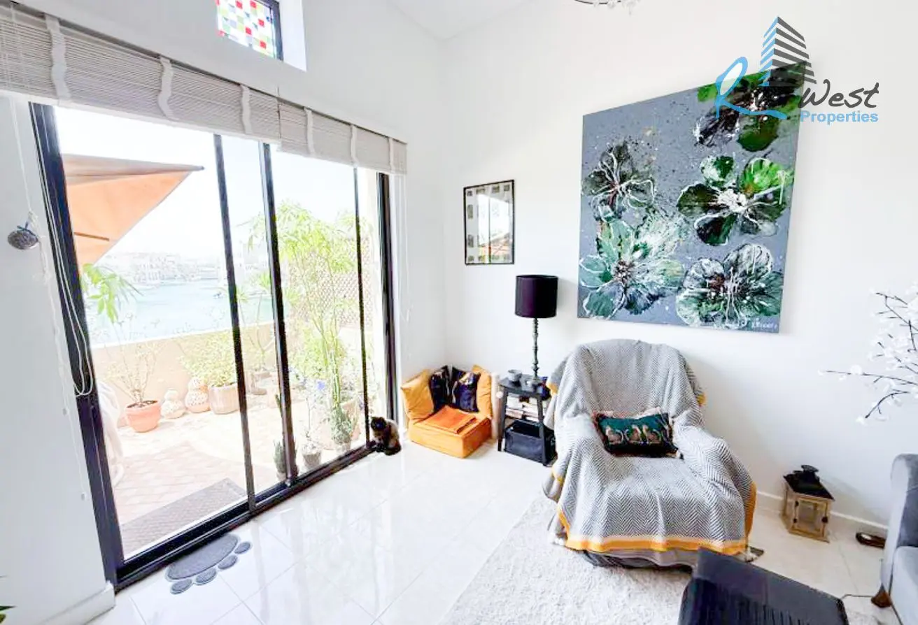Luxury Freehold Apartments with Private Balconies & Canal Views in Al Marsa Floating City