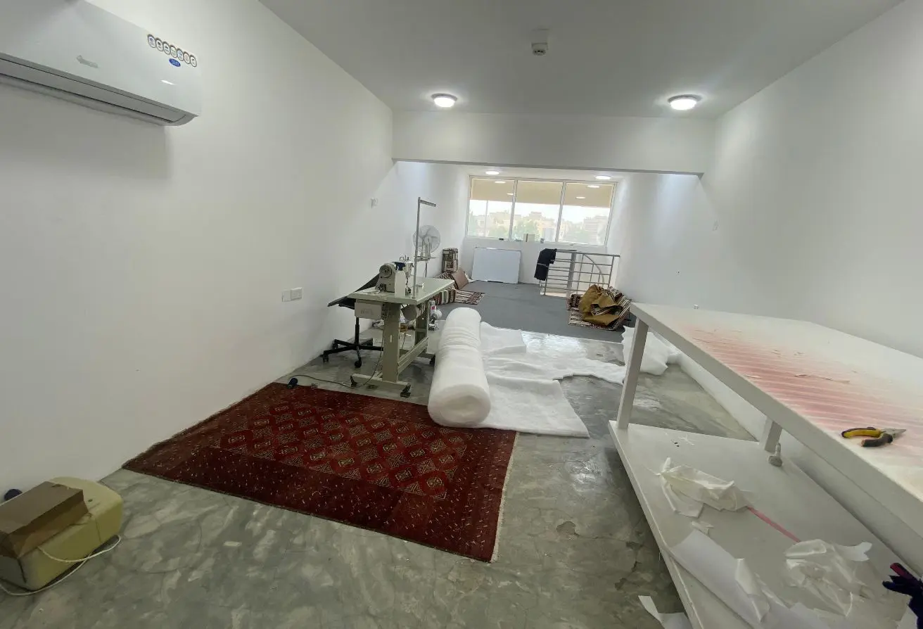 Retail Shop Available for Rent in Vibrant Zinj Location