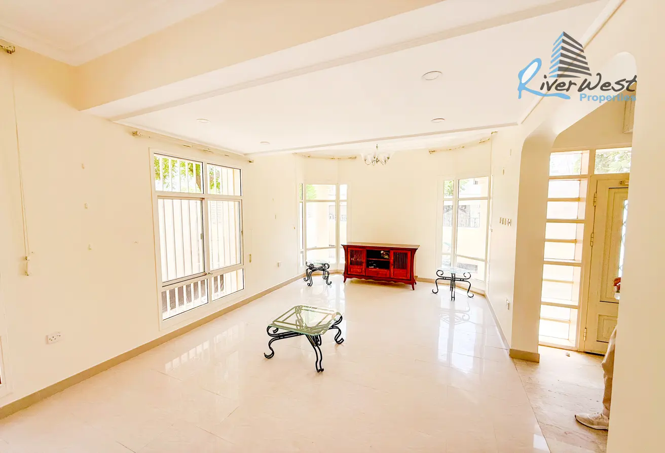 Spacious Modern Apartment | Prime Location | Unbeatable Price