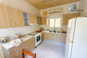 Spacious Modern Apartment | Prime Location | Unbeatable Price