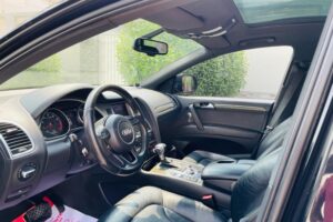 2013 Audi Q7- Luxurious Performance SUV with Advanced Features
