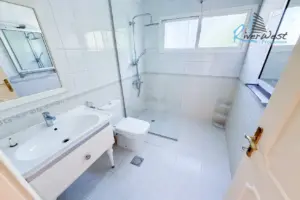 Spacious Modern Apartment | Prime Location | Unbeatable Price