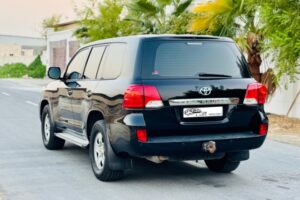 For Sale: 2014 Toyota Land Cruiser GX V6 – Excellent Condition