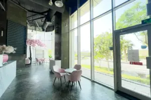 Extraordinary Retail Opportunity for Sale | Prime Location Opposite Four Seasons