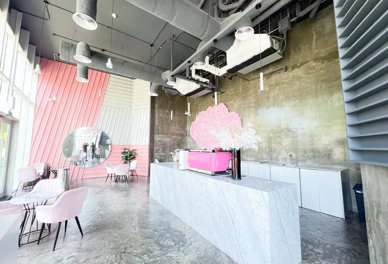 Extraordinary Retail Opportunity for Sale | Prime Location Opposite Four Seasons