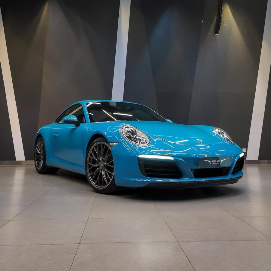 2017 Porsche 911 Carrera: High-Performance Luxury Sports Car with Iconic Design and Advanced Engineering