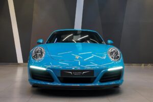 2017 Porsche 911 Carrera: High-Performance Luxury Sports Car with Iconic Design and Advanced Engineering