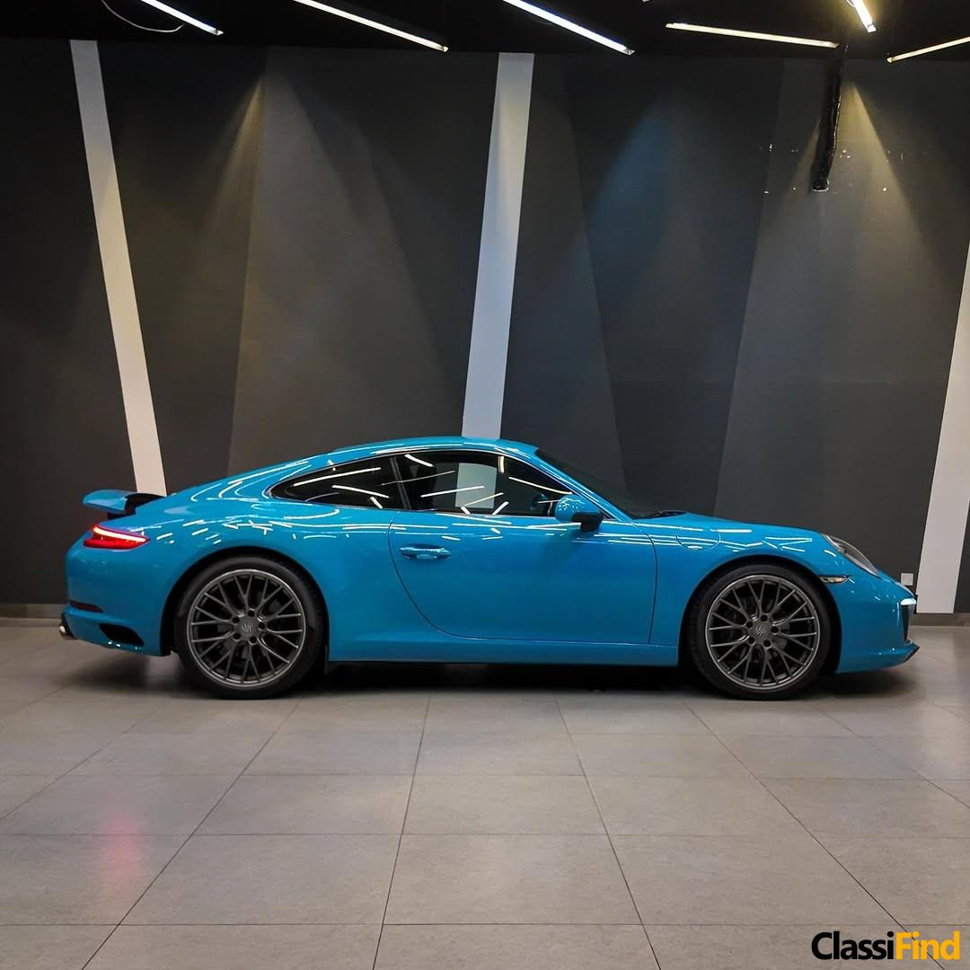 2017 Porsche 911 Carrera: High-Performance Luxury Sports Car with Iconic Design and Advanced Engineering