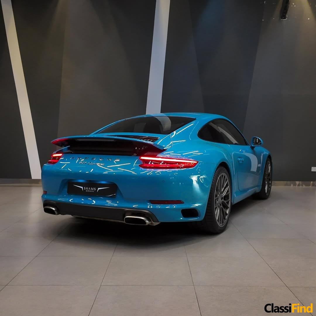 2017 Porsche 911 Carrera: High-Performance Luxury Sports Car with Iconic Design and Advanced Engineering