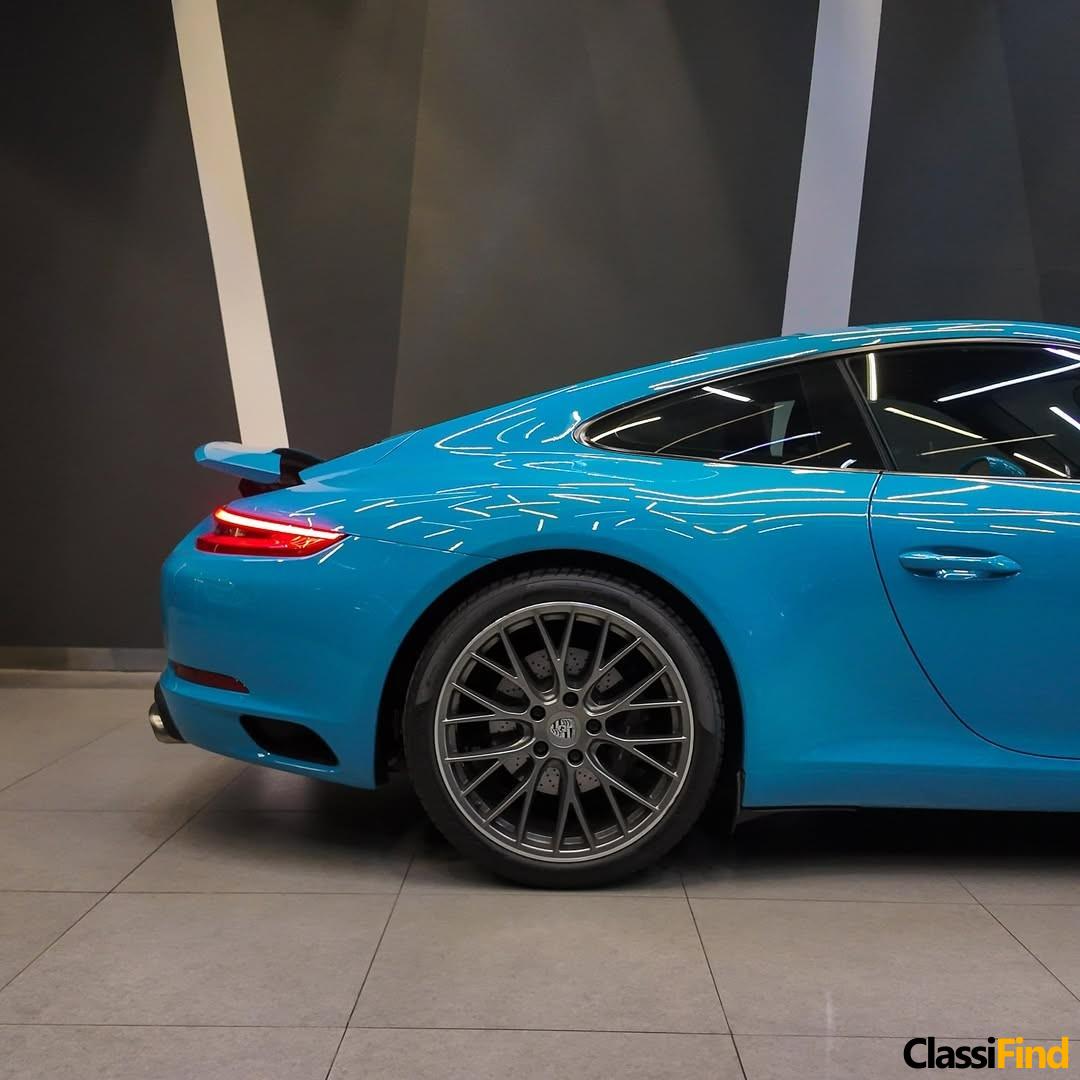 2017 Porsche 911 Carrera: High-Performance Luxury Sports Car with Iconic Design and Advanced Engineering