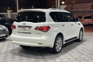 Infiniti QX80