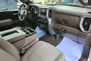 CHEVROLET SILVERADO LT 4X4