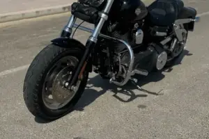 للبيع: هارلي ديفيدسون FXDF DYNA فات بوب (2010)