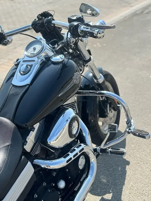 للبيع: هارلي ديفيدسون FXDF DYNA فات بوب (2010)