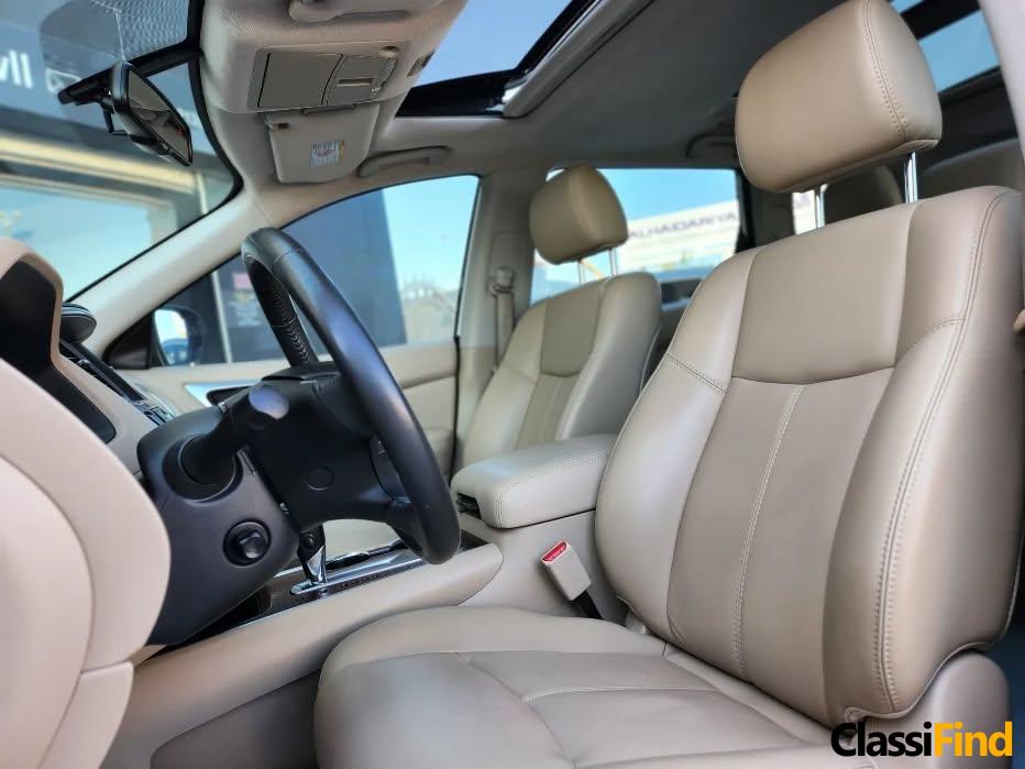 Nissan Pathfinder SV