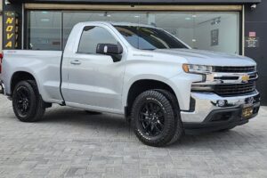 CHEVROLET SILVERADO LT 4X4