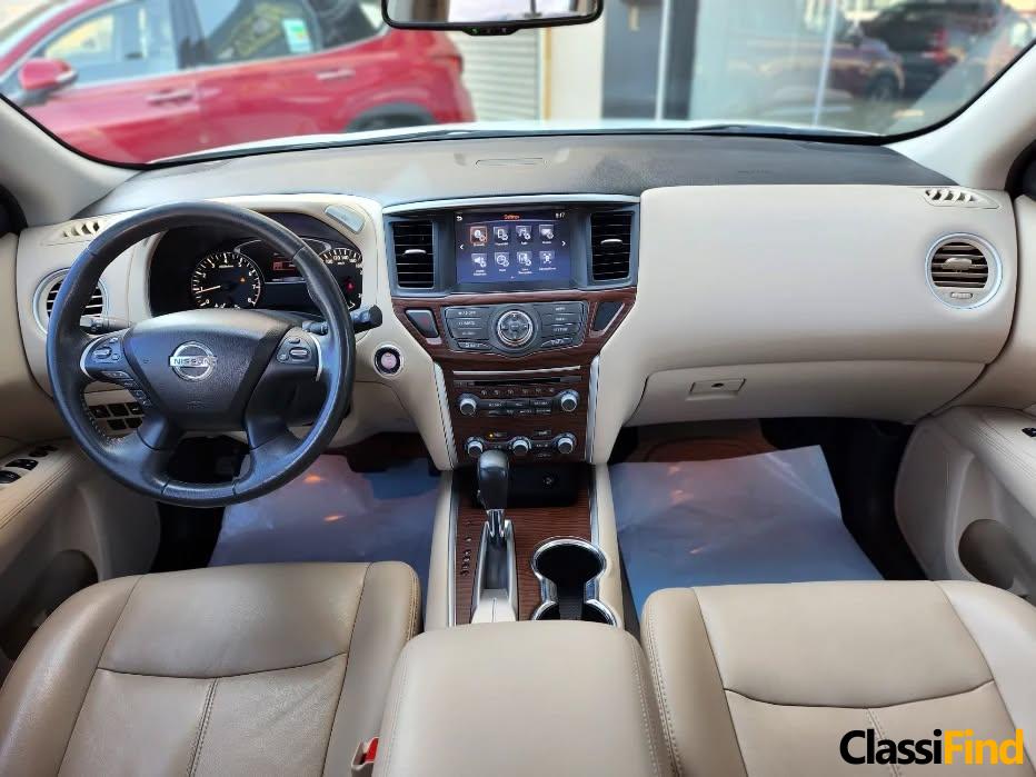 Nissan Pathfinder SV