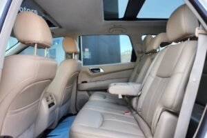 Nissan Pathfinder SV