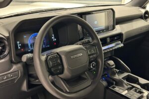 TOYOTA PRADO 2.4 4×4 TURBO