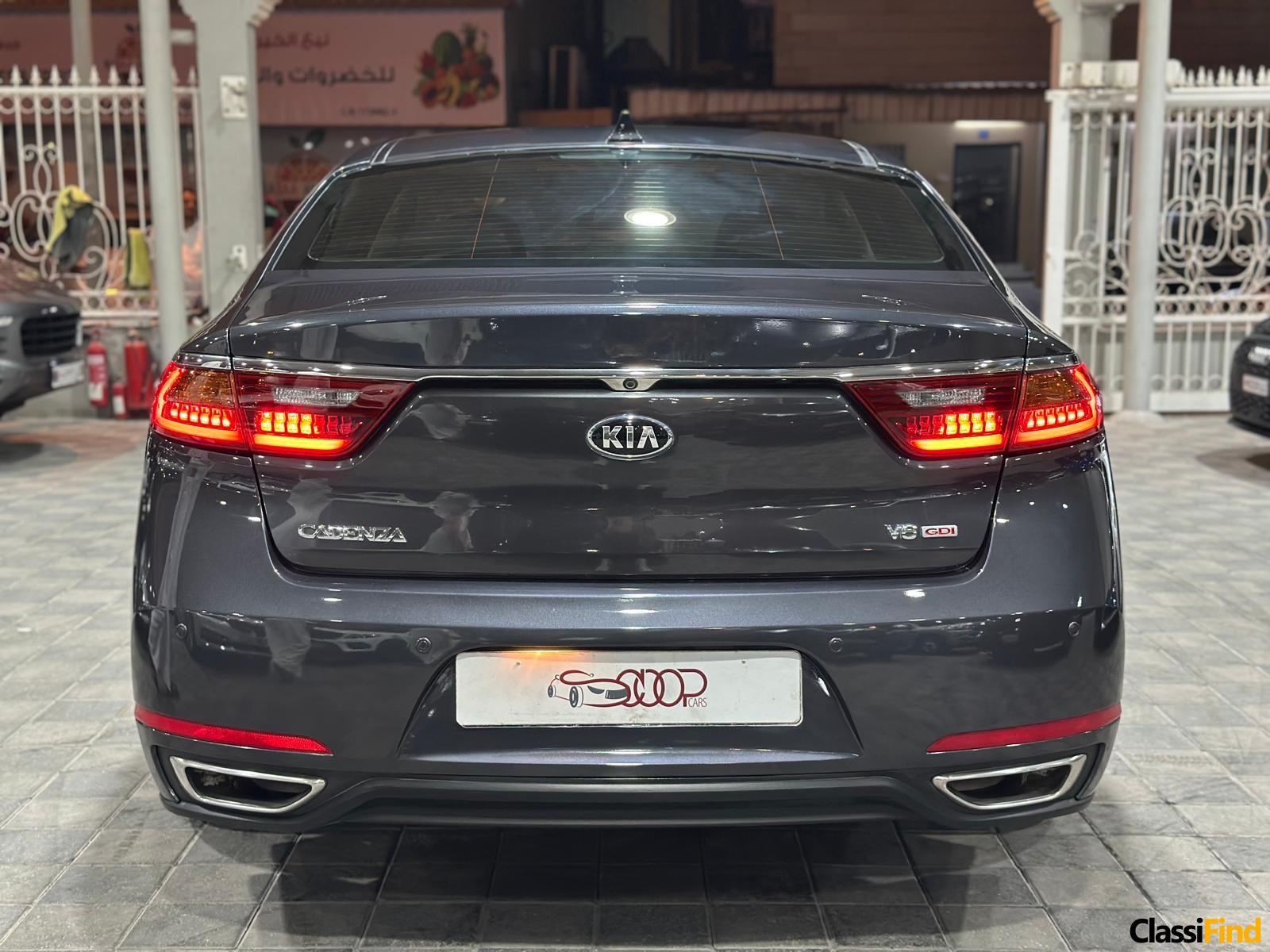 Cadenza V6: Advanced Performance and Luxury Sedan Redefined