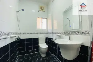 Spacious 2-Bedroom Apartment for Rent in Prime Mahooz Location with Modern Amenities