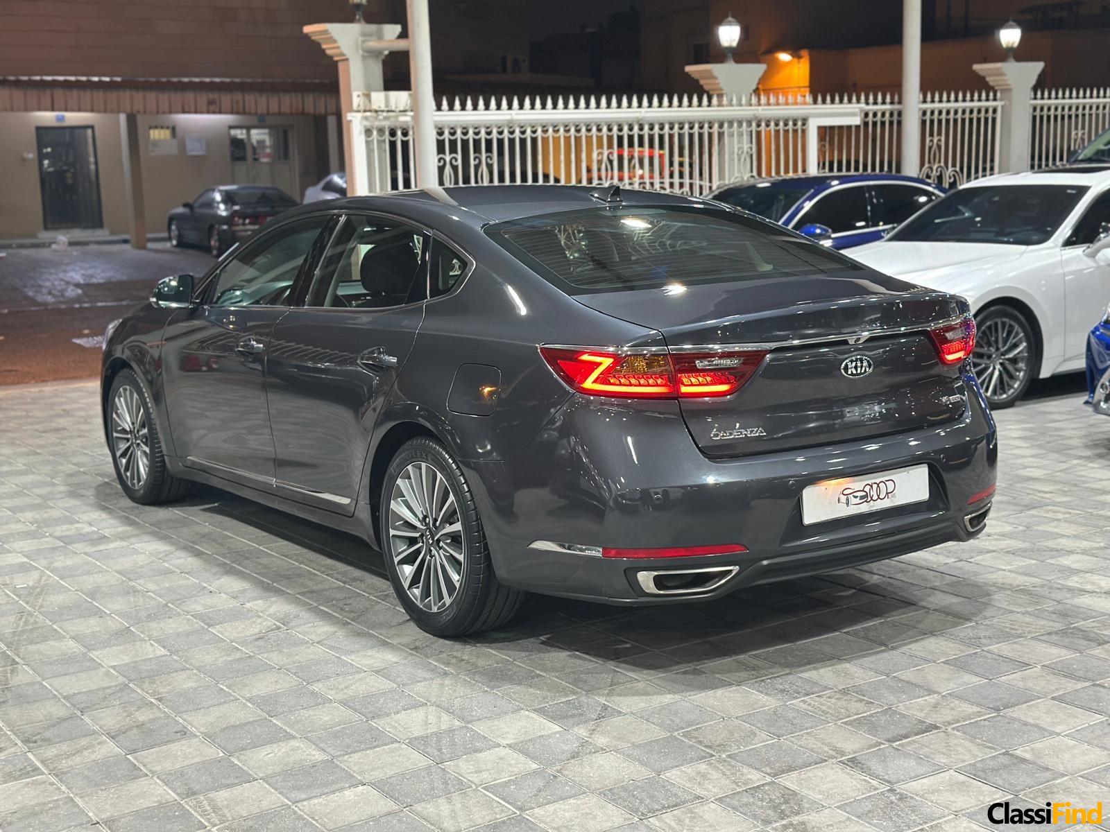 Cadenza V6: Advanced Performance and Luxury Sedan Redefined
