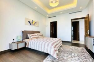 Luxury High-Rise Apartment with Full Sea View