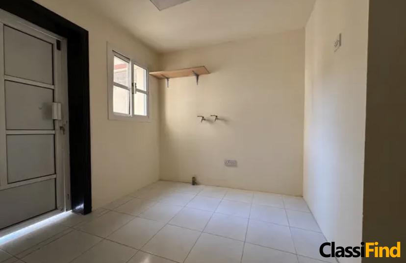 Spacious 3 BHK Apartment for Rent in Riffa Souq – Prime Location