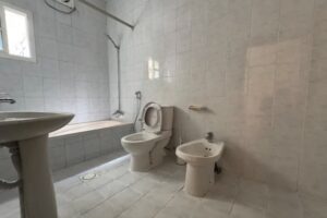 Spacious 3 BHK Apartment for Rent in Riffa Souq – Prime Location