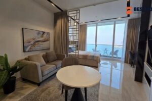 شقة استوديو حديثة للإيجار في مدينة الحديقة المائية، المنامة – موقع متميز ووسائل راحة