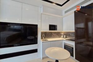 شقة استوديو حديثة للإيجار في مدينة الحديقة المائية، المنامة – موقع متميز ووسائل راحة