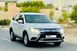 للبيع: ميتسوبيشي أوتلاندر 2021 – مسافة قليلة، مالك واحد، مجهزة بالكامل بميزات الأمان المتقدمة