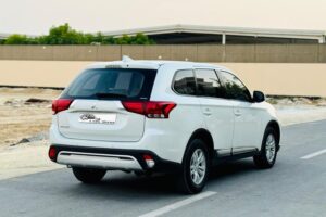 للبيع: ميتسوبيشي أوتلاندر 2021 – مسافة قليلة، مالك واحد، مجهزة بالكامل بميزات الأمان المتقدمة