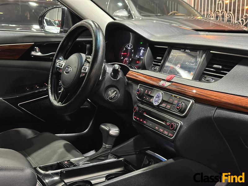 Cadenza V6: Advanced Performance and Luxury Sedan Redefined