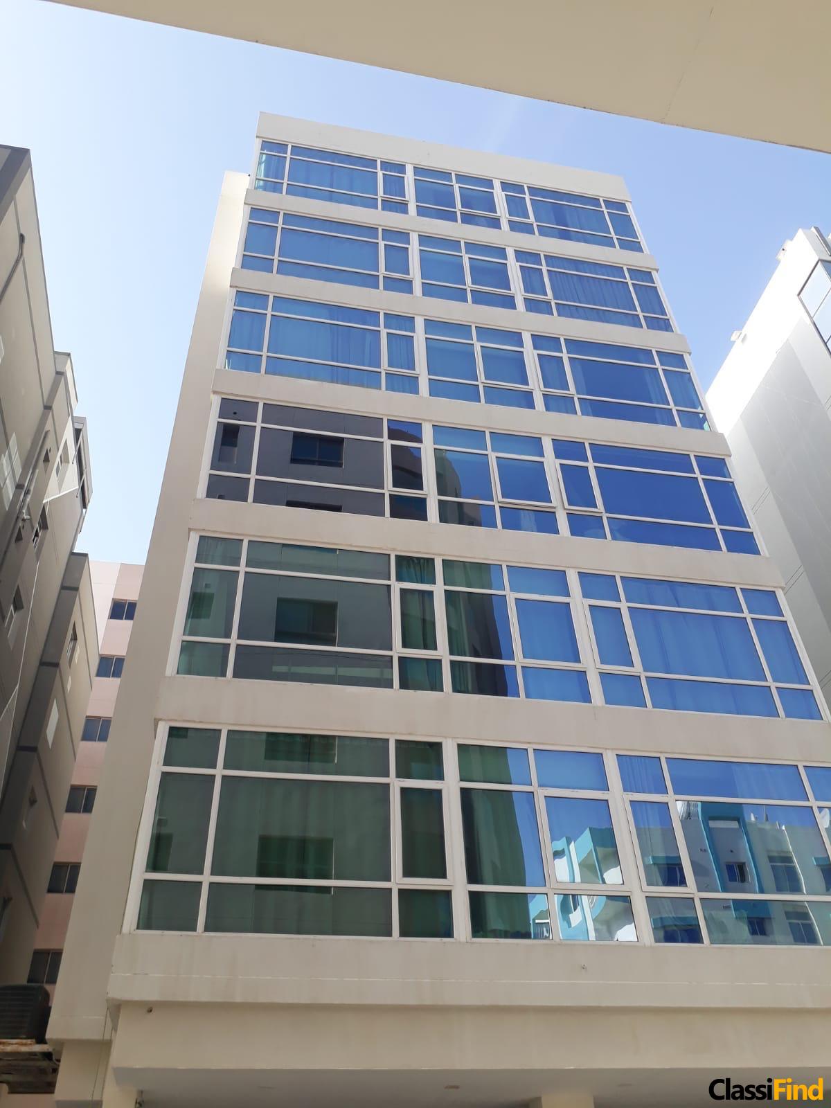 للبيع عمارة في الحد بمدخول ممتاز