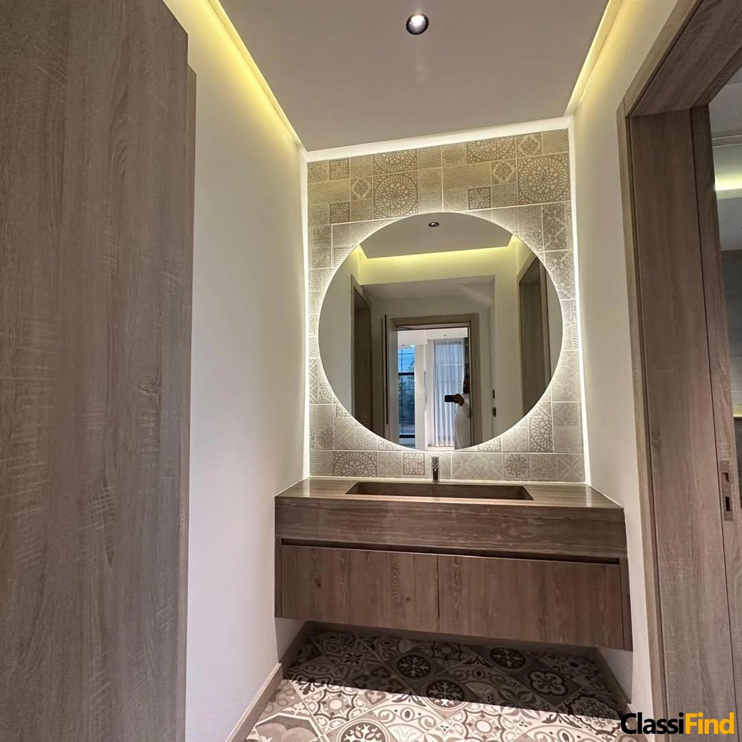 فيلا للبيع في جزيرة دلمونيا مصممة بطريقة مبتكرة وأنيقة ارتفاع مزدوج