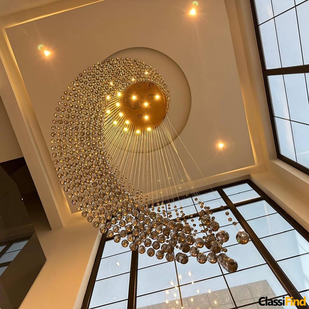 فيلا للبيع في جزيرة دلمونيا مصممة بطريقة مبتكرة وأنيقة ارتفاع مزدوج